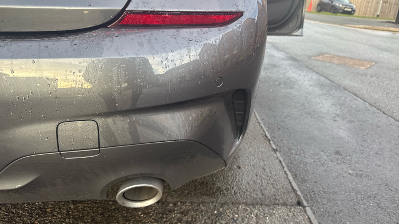 BMW 3 Series 330e M Sport 4dr Step Auto Saloon